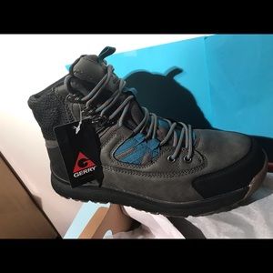 Men’s boots size 8